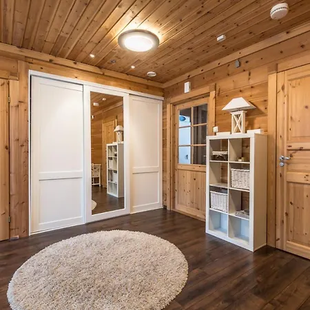Levillas Stanssikuja 1 Chalé